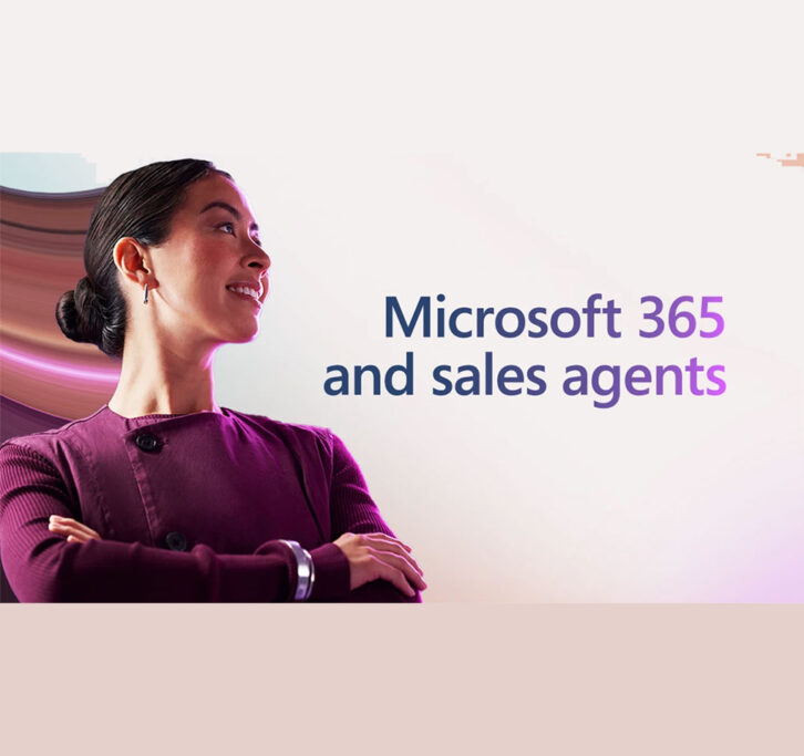 Cartel de una mujer cruzada de brazos, sonriendo, con una blusa púrpura, junto al texto "Microsoft 365 and sales agents"